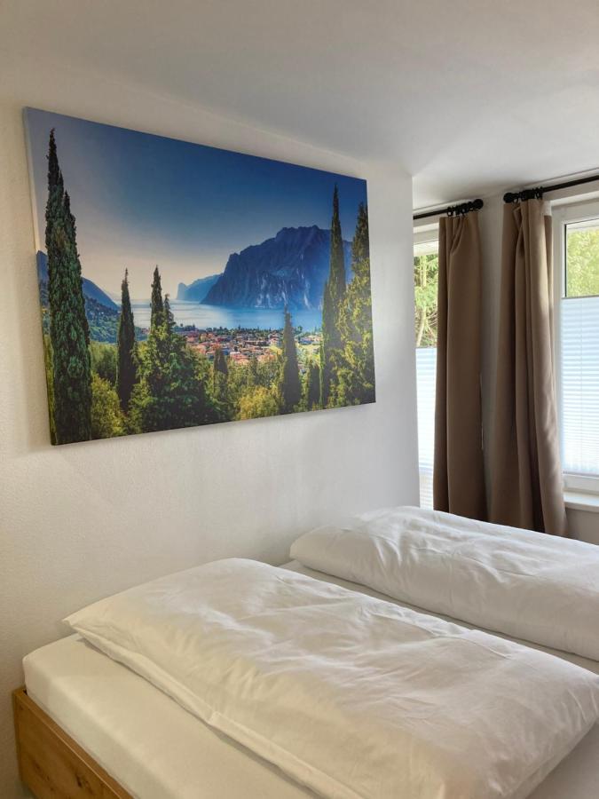Moderne Ferienwohnung Mit Balkon Herxheim Ngoại thất bức ảnh